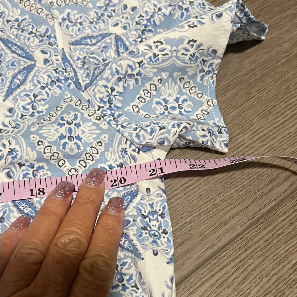 Blue and White Patterned dress - Picture 6 of 9